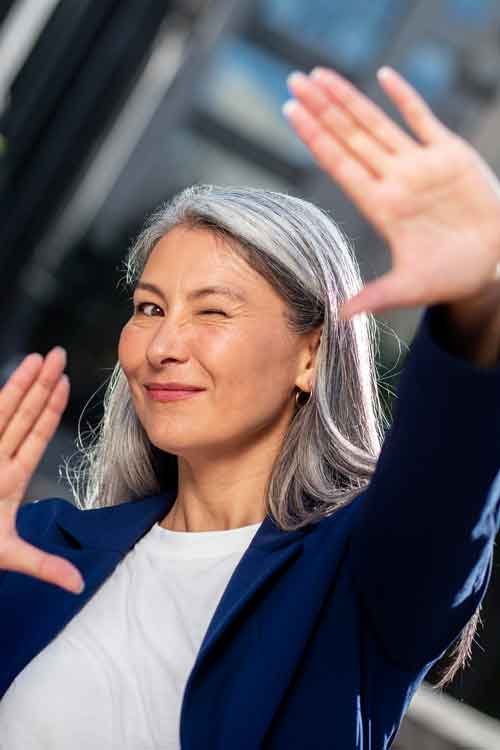 生活富足的老年女性